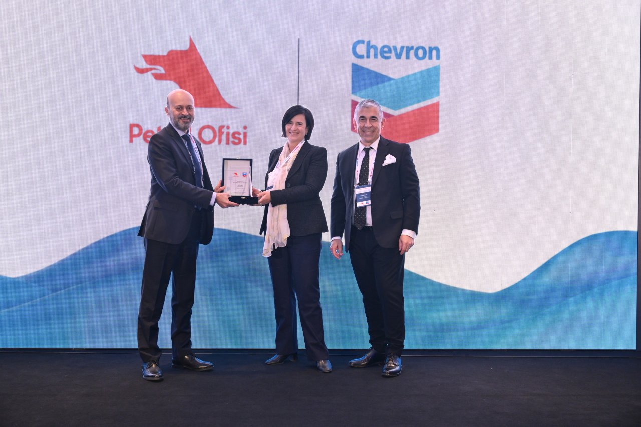 petrol-ofisi-chevron-2.jpg