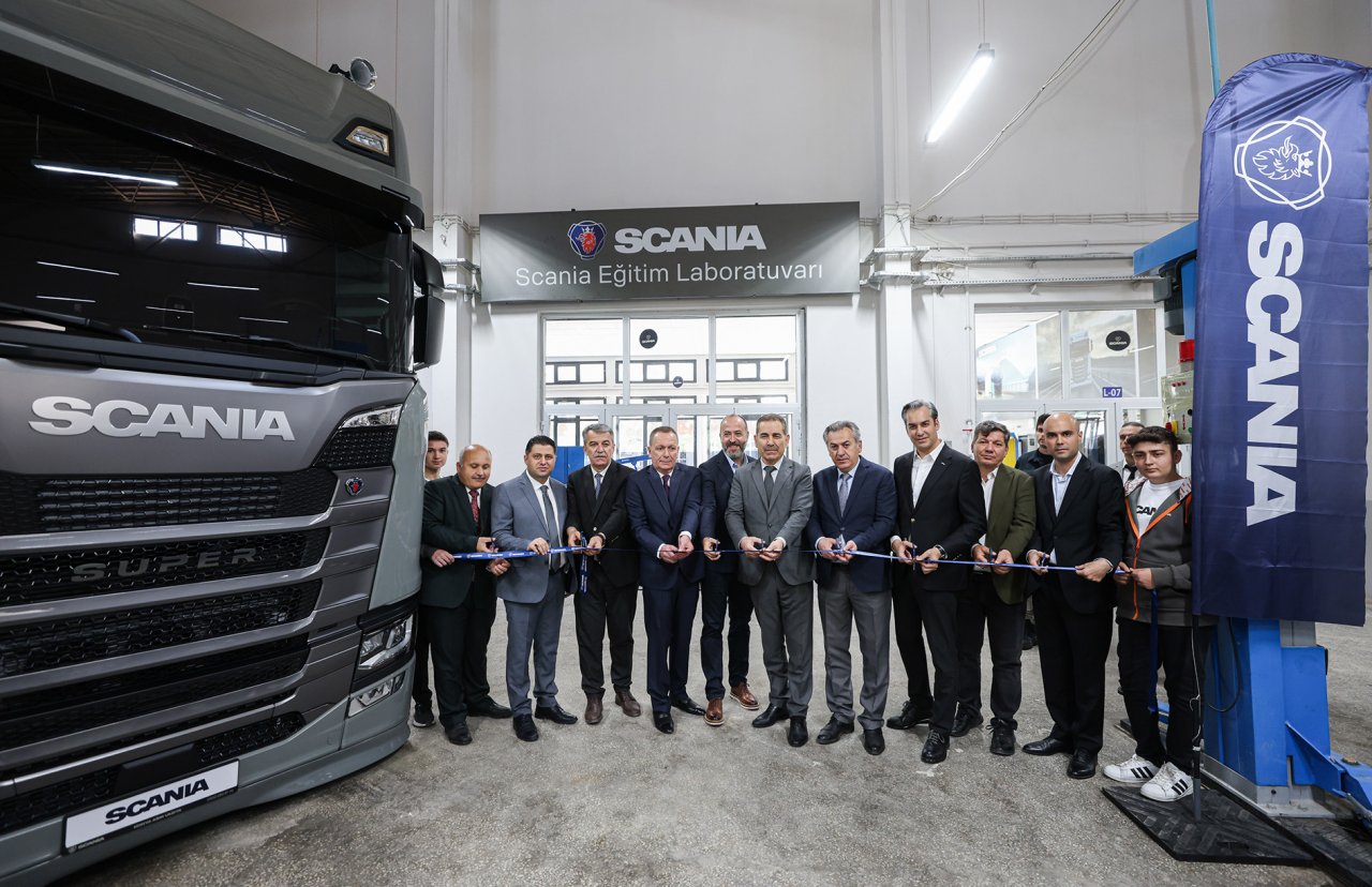 konya-mtal-scania-laboratuvari-acildi-2.jpg