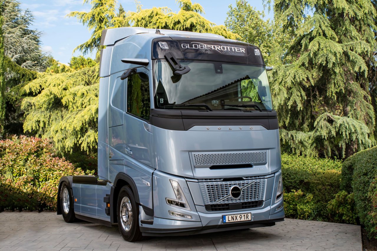 volvo-trucks-03.jpg