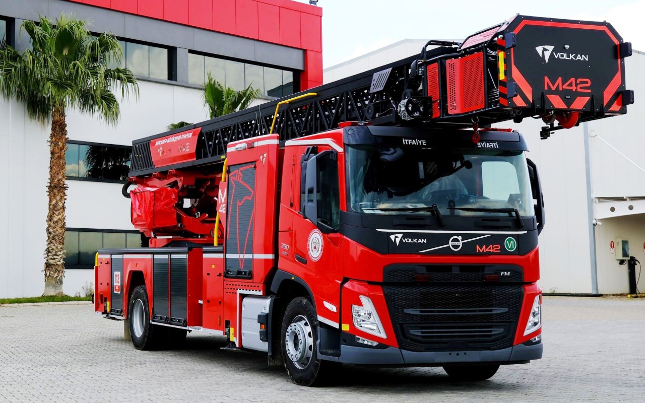 volvo-fm380-hp-4x2-itfaiye-kamyonu-01.jpg