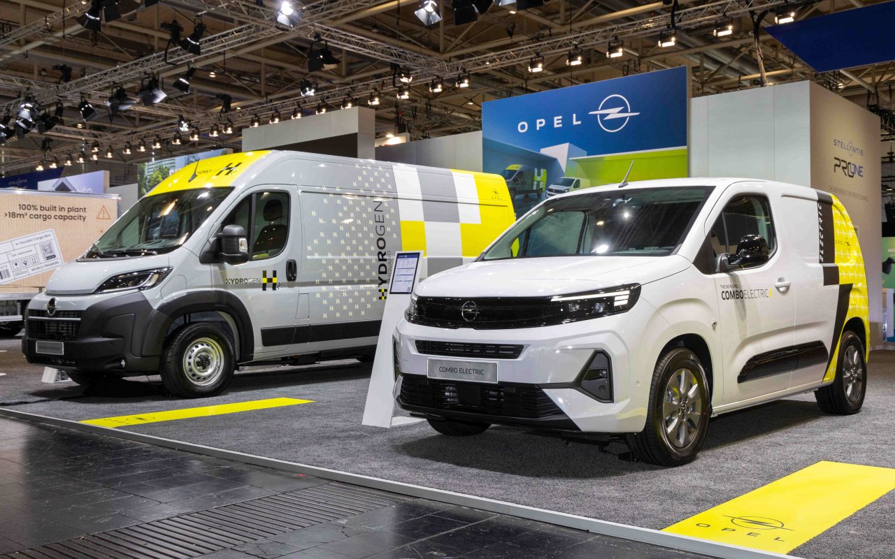 opel-movano-hydrogen-ve-opel-combo-elektrik.jpg