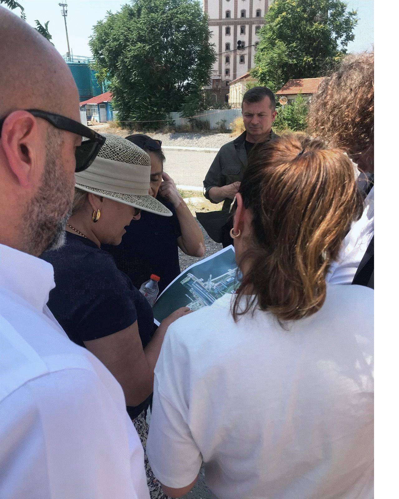 guler-sabanci-haydarpasa2.gif