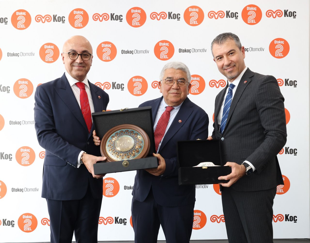 hediye-takdimi.jpg