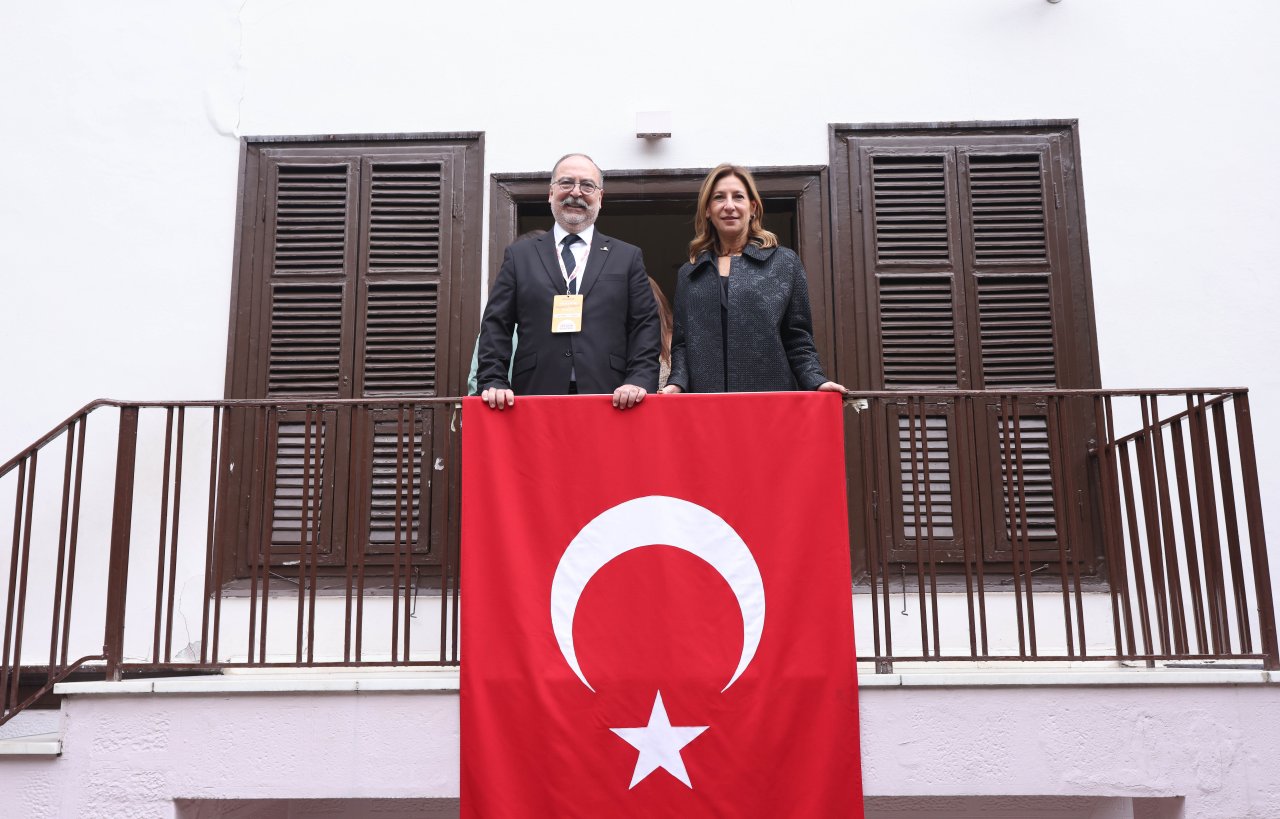 pegasus-hava-yollari-mehmet-t-nane-guliz-ozturk.jpg