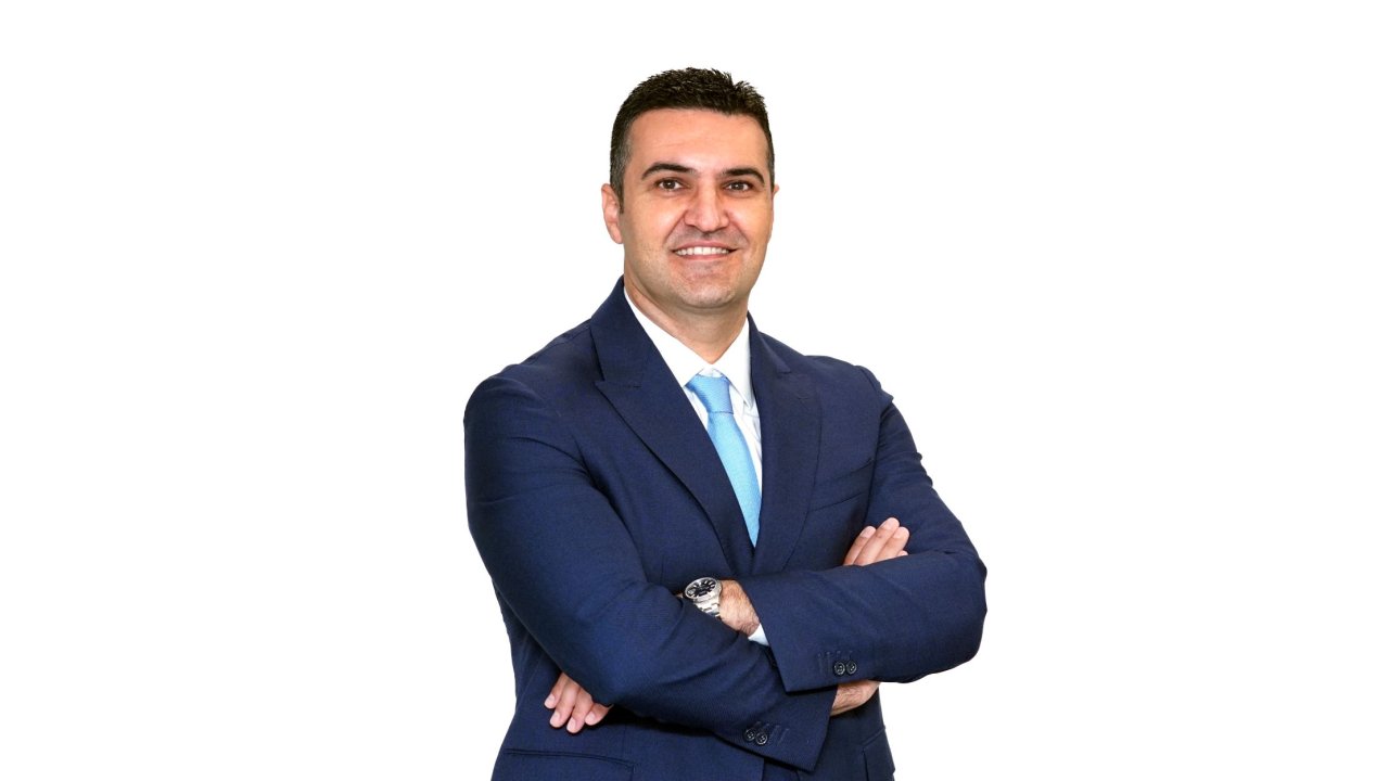 ulas-cobanoglu2.jpg