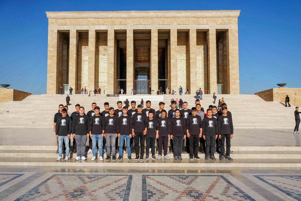 emlmiz-gelecegin-yildizi-1.jpg