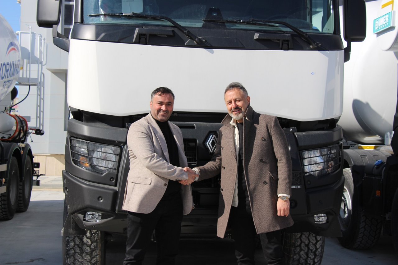 korkmaz-beton-renault-trucks2.jpg