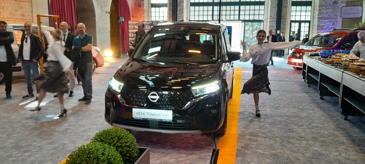nissan-townstar-lansman-2.jpeg