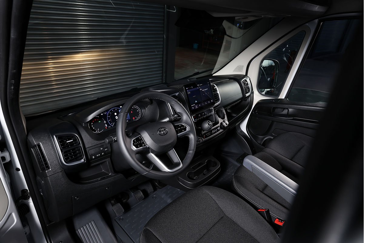 toyota-proace-max-4.jpg