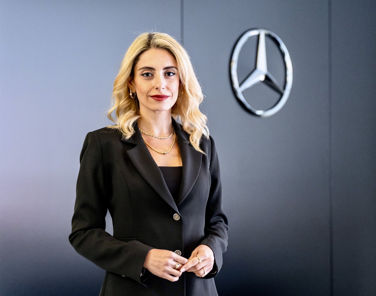 mercedes-benz-turk-kamyon-urun-yonetimi-grup-muduru-serra-yesilyurt.jpg