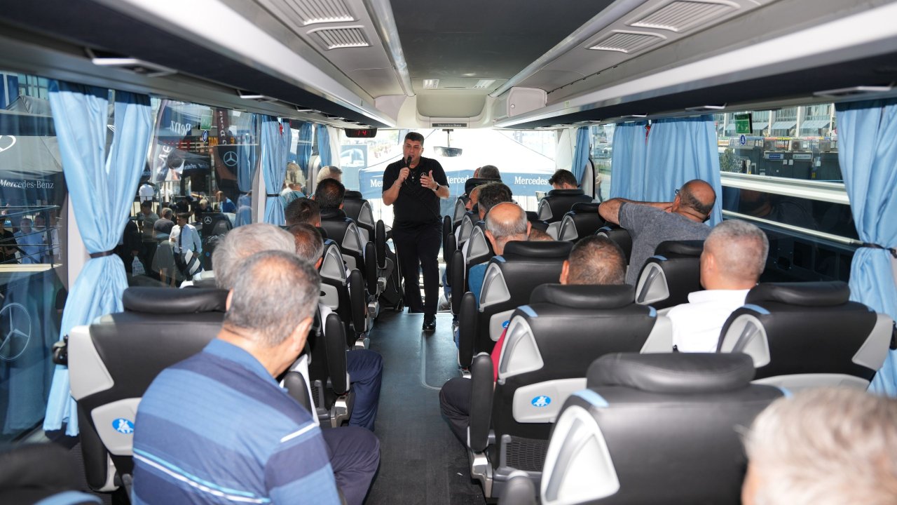 mercedes-benz-turkun-saglik-bakim-tiri-bu-kez-otobus-kaptanlari-icin-yola-cikti-3.jpg