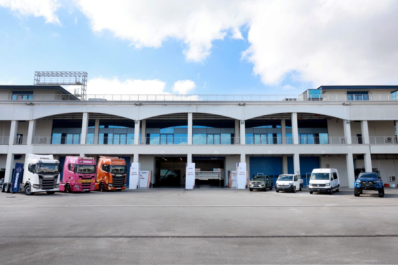 scania-ve-volkswagen-ticari-arac-test-surus-etkinliginde-bir-araya-geldi-1.jpg