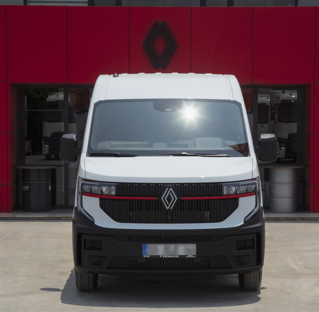 renault-trucks-master-red-edition-ko-se-ticaret-teslimat-go-rsel-1-5.jpg