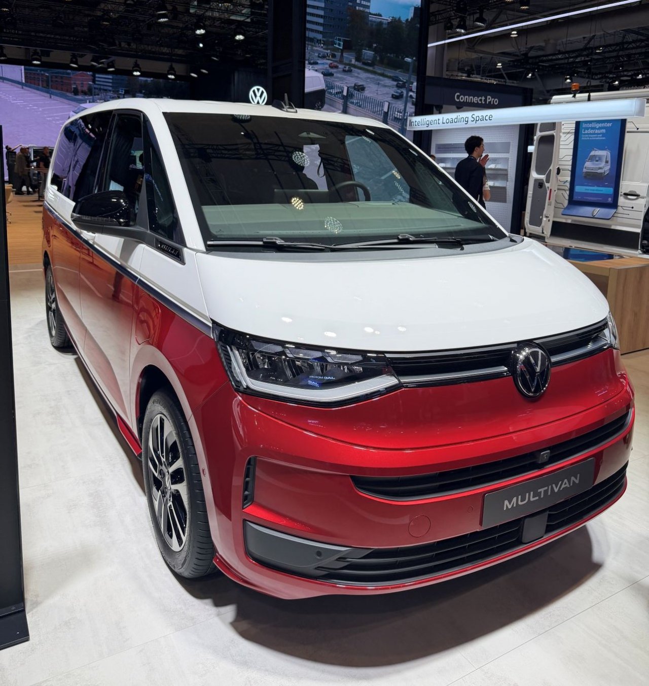 vw-ticari-arac-iaa-1-001.jpg