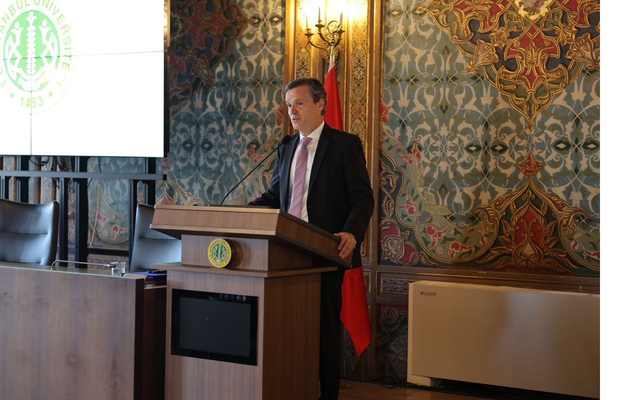 dhl-ecommerce-ceosu-pablo-ciano-103431460-2.jpg