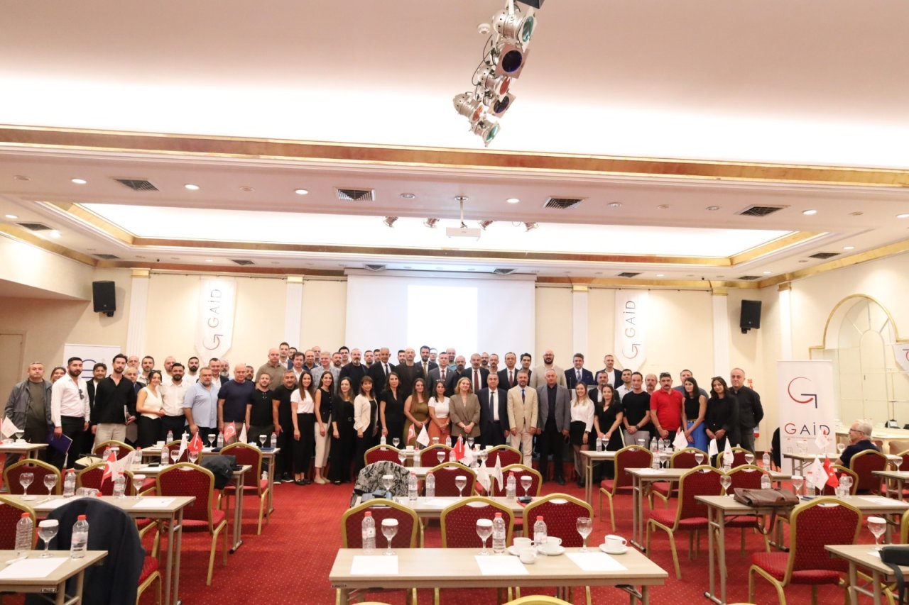 gaid-izmir-seminer-7.jpeg