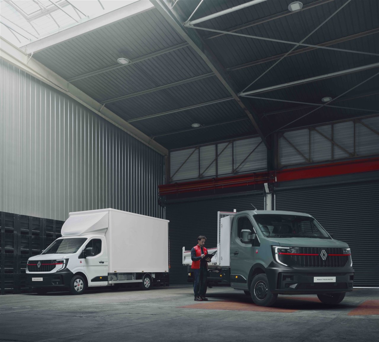 renault-trucks-master-red-edition-go-rsel-3.jpg