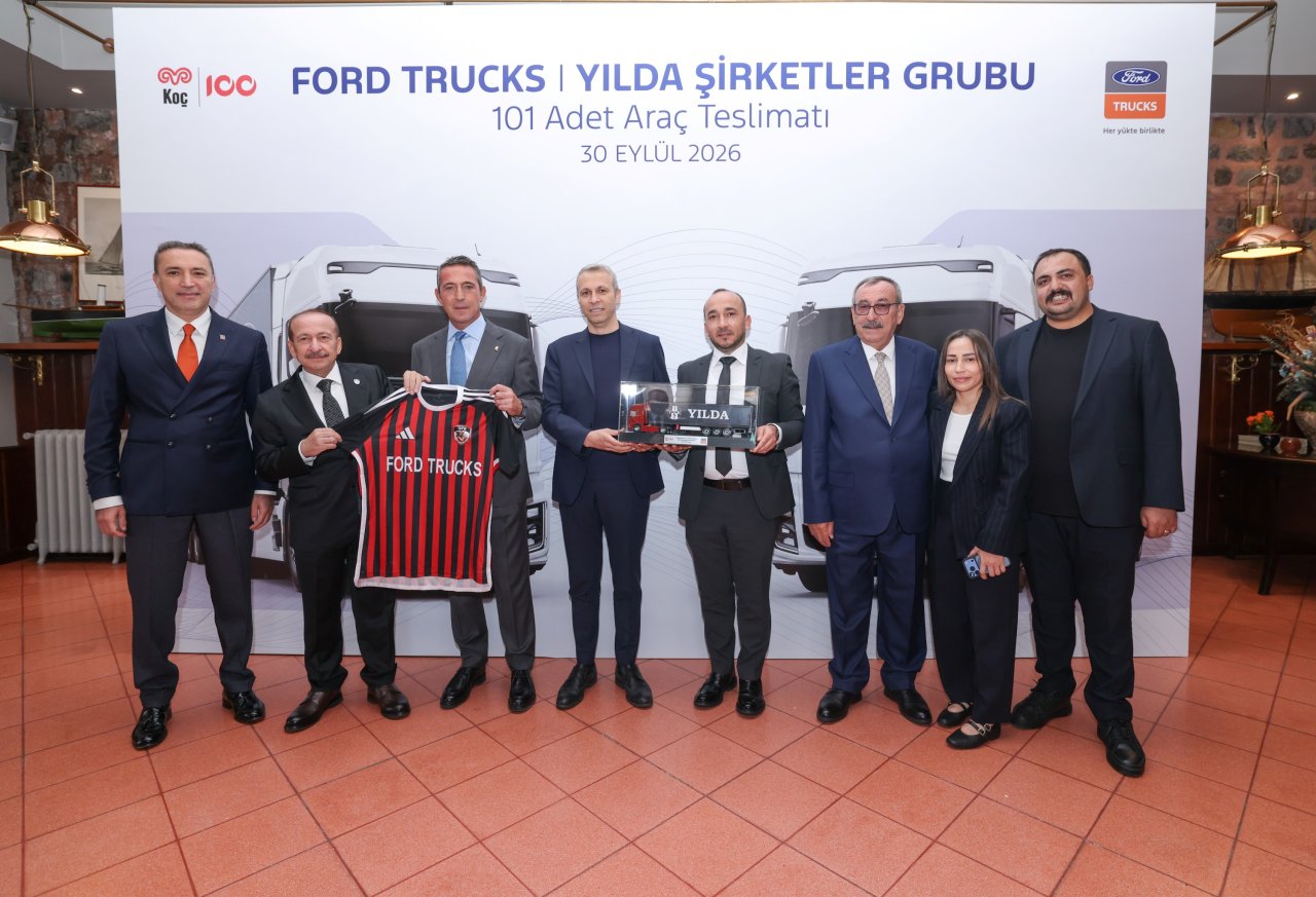 ford-truckstan-yilda-sirketler-grubuna-101-araclik-teslimat-3.jpg