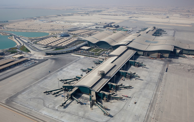 Katar_Doha_Hamad_Havalimani_Yolcu_Terminal_Kompleksi.jpg