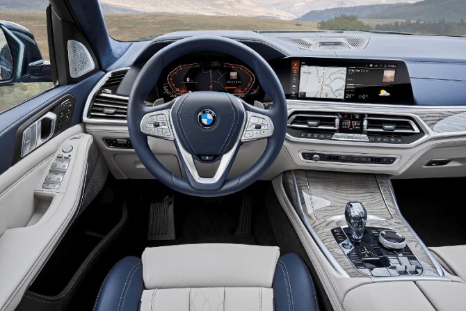 bmw_x7_5.jpg