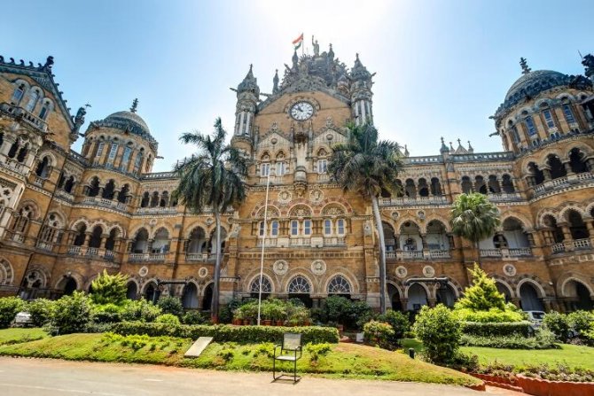 chhatrapati-shivaji-terminus.jpg