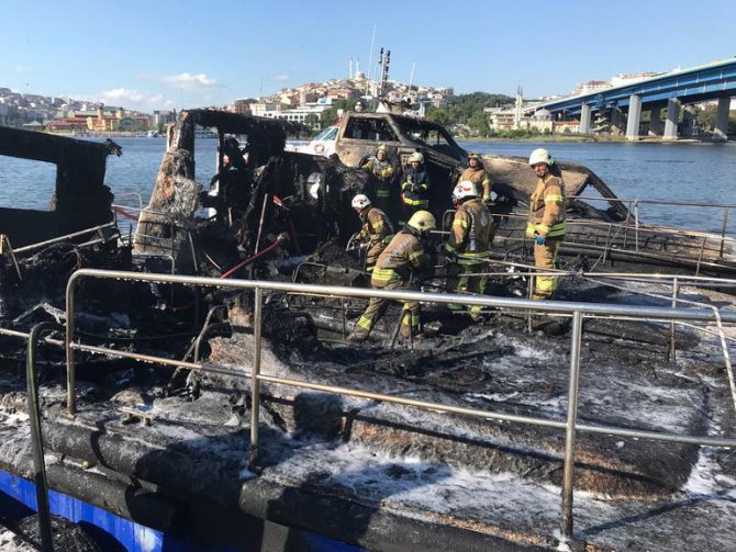 deniz-taksi-yangin.jpg