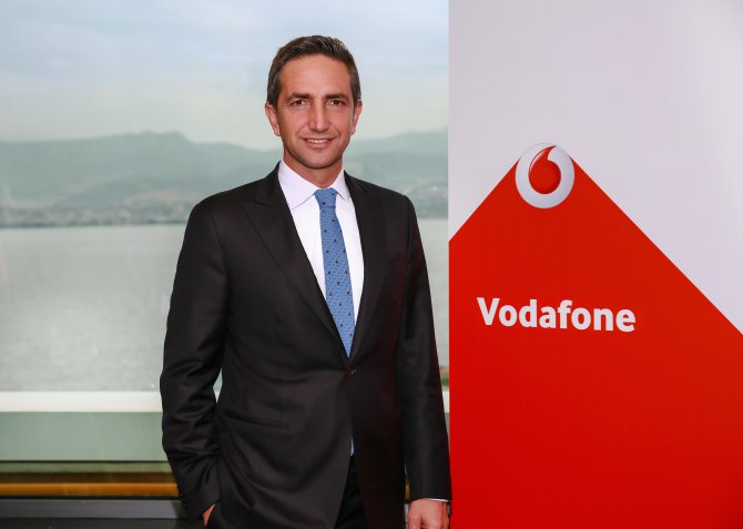 engin-aksoy-vodafone.jpg