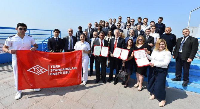 izdeniz2.jpg izdeniz2.jpg