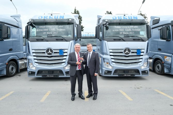 mercedes-actros-.jpg