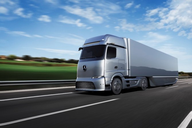 mercedes-benz-eactros-longhaul.jpg