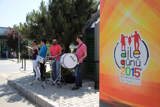 mercedes-benz-turk-aile-gunu1.jpg