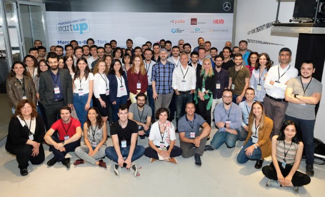 mercedes-benz-turk-startup-yarismasi-egitim-kampi_fotograf-.jpg