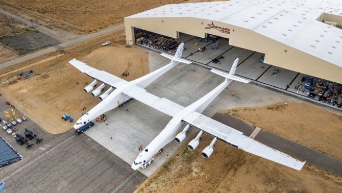 stratolaunch3.jpg