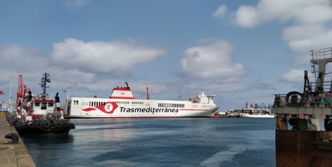 transmediterranea2.jpg