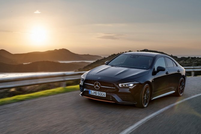 yeni-mercedes-benz-cla.jpg